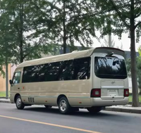 Bus de type Coaster personnalisé, conduite à droite, 30 places, à vendre