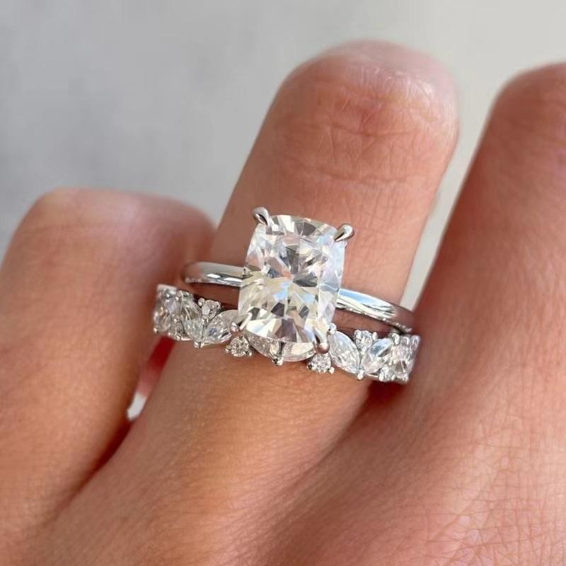 Accent Lana associé