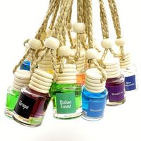 Désodorisant de voiture parfumé au citron Pendentif Style Bouteille en verre Diffuseur d'huile essentielle de voiture Corde Type liquide Accessoire d'aromathérapie