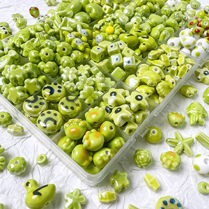 Perline in Ceramica Verde Frutta Fresca Serie QY, Perline Distanziatrici in Porcellana Verde Menta, Bulk Estetico Cuore Stella, Gioielli Fai da Te Cina - Product Image 2