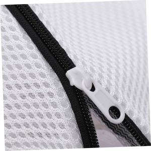 Bolsa de Lavado de Poliéster Reutilizable, Duradera y de Gran Capacidad, con Malla Transpirable Gruesa para Lavar Sujetadores - Product Image 4