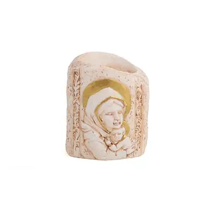 Figurine en résine personnalisée de la famille catholique, porte-bougie en résine pour le baptême décoratif, vente en gros