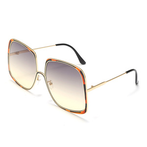 <span class=keywords><strong>Gafas</strong></span> de sol cuadradas con gradiente para <span class=keywords><strong>mujer</strong></span>, anteojos de sol de Metal Retro para conducir, Anti-UV, nuevo estilo, <span class=keywords><strong>2022</strong></span> - Product Image 6