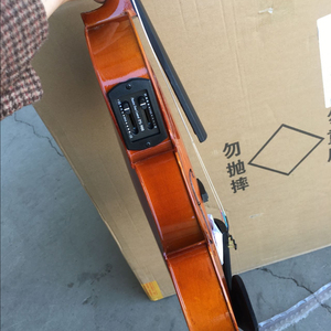 <span class=keywords><strong>Violino</strong></span> Rosso-Marrone con Pickup a <span class=keywords><strong>2</strong></span> Bande Marca Sinomusik con Accessori in Legno Duro Tinto Nero - Product Image 3