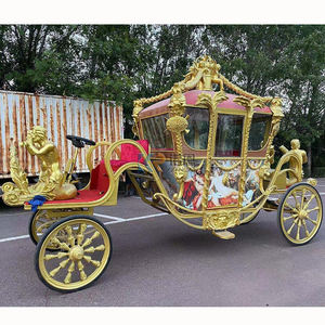 รถม้าแต่งงานแบบคลาสสิกโบราณสีแดงทองสองแถว ขับเคลื่อนด้วยไฟฟ้า 4 ล้อ สำหรับงานแต่งงานระดับราชวงศ์ - Product Image 4