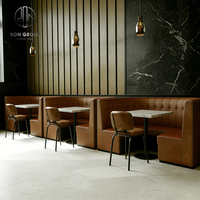 Ensemble de meubles de restaurant Ron Group Cafe, banquette en cuir brun foncé, table en marbre, chaises, banquette pour restaurant