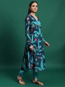 ชุดเดรส Anarkali Kurta สีน้ำเงินสำหรับผู้หญิง ตกแต่งด้วยงานปัก ผ้าเครป คอวี พร้อมกางเกงและผ้าคลุมไหล่ ชุดลำลองฤดูร้อน สไตล์หรูหรา ซักเครื่องได้ - Product Image 4