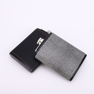 Mini Fiaschetta da Whisky in Acciaio Inossidabile da 8oz, Rivestita in Pelle PU, Bottiglia Tascabile per Liquori, Logo Personalizzato, Etichetta Privata, Pronta per FBA, Piccola - Product Image 3