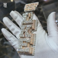 Liontin Nama Custom Vvs Moissanite untuk Pria, Hip Hop Iced Out, Bersertifikat GRA, Berlian Baguette Vertikal, Perhiasan