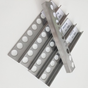Esquina de azulejo en forma de L de <span class=keywords><strong>aluminio</strong></span> de alta calidad y soporte de borde accesorio personalizado OEM - Product Image 2