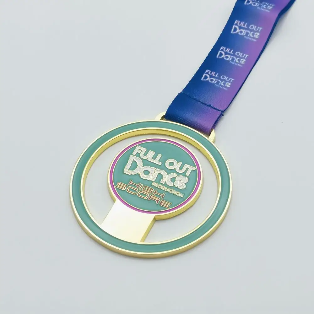 Fabrika Karate maç yarış çinko alaşım Metal yumuşak emaye gravür özelleştirilmiş 3D Logo madalya ile şerit