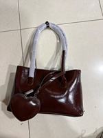 Série de sacs de luxe mixtes à prix de gros, sacs d'occasion de marques originales et de marques japonaises, en cuir, pour usage quotidien, style mode