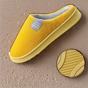 Pantuflas de Moda 2025 para Invierno, Antideslizantes, Cálidas y Acogedoras, de Felpa, para Mujeres, Adolescentes y Hombres - Product Image 6