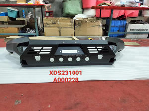 Parachoques delanteros <span class=keywords><strong>de</strong></span> coche resistentes y superventas <span class=keywords><strong>de</strong></span> New Look, barra <span class=keywords><strong>de</strong></span> toro <span class=keywords><strong>de</strong></span> acero con luces LED para Lc200 Toyota Nissan Ford jeep Toyota Hilux - Product Image 6