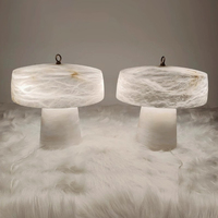 Lampe de table LED moderne de luxe en marbre, corps en résine, design simple, pour hôtel, villa, salon, chambre à coucher, chevet, décoration, lampe de table en albâtre