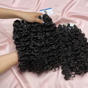 Extensiones de cabello humano 100% listas para enviar: Paquetes de cabello rizado birmano sin procesar, con cutícula alineada, doble densidad, para tejer. - Product Image 1