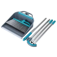 DOOSO Ensemble balai et pelle à long manche avec dents pour le nettoyage des sols domestiques, idéal pour éliminer facilement la saleté, les poils, etc.