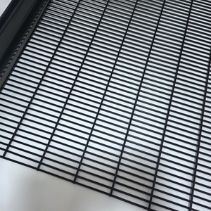 Panneaux de clôture de sécurité en acier anti-escalade, revêtus de poudre, soudés, 2 m de <span class=keywords><strong>hauteur</strong></span>, pour la défense du périmètre extérieur - Product Image 1