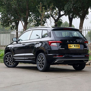<span class=keywords><strong>Skoda</strong></span> <span class=keywords><strong>Karoq</strong></span> 2023 Usado en Buen Estado, Bajo Costo de Operación, Popular Crossover Europeo, Volante a la Izquierda, Manual, Turbo, Cuero Oscuro - Product Image 5