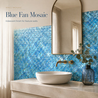 Mosaïque de nacre bleue en forme d'éventail, mosaïque de coquillages pour crédence murale irisée