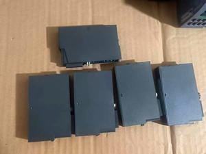 Module électronique de contrôleur PLC Original ET200S 6ES7135-4FB52-0AB0 6ES7135-4GB01-0AB0 6ES7135-4GB52-0AB0 – Stock disponible - Product Image 5