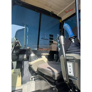 Escavatore Usato Originale Giapponese CAT305.5, Mini Escavatore Idraulico Cingolato da 5,5 Tonnellate, Macchina di Seconda Mano Cat305.5E2 in Vendita - Product Image 6