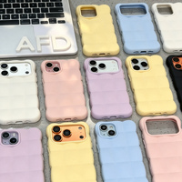Coque en silicone 3D effet nuage à bas prix pour iPhone 16 Pro Max, coque arrière ultra-fine pour iPhone 18 Pro 17 15, coque souple en TPU