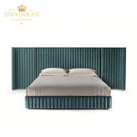 Lit convertible moderne de luxe vert foncé, lit double extensible capitonné en velours, cadre de lit en bois, taille king, avec LED
