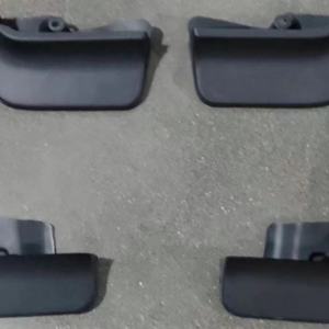 BENKE Garde-boue en plastique PP noir pour VW MULTIVAN/ CARVELLE/ TRANSPORTER T5 T6 2008-2021 - Product Image 3