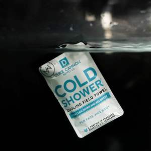 Lingettes pour le corps OEM pour hommes Lingettes nettoyantes rafraîchissantes pour le <span class=keywords><strong>visage</strong></span> et le corps Serviettes de douche humides emballées individuellement - Product Image 6