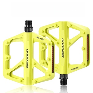 Nouvelle pédale de vélo en plastique légère et antidérapante New Image RF-09 à 3 roulements avec <span class=keywords><strong>axe</strong></span> en acier au luomolybdène pour vélos de montagne/route/BMX - Product Image 2