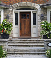 Porte d'entrée classique personnalisée en bois - Bois massif de qualité supérieure avec un design grandiose et un style personnel