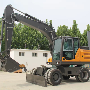 Excavatrice compacte sur roues de <span class=keywords><strong>15</strong></span> <span class=keywords><strong>tonnes</strong></span> à haute efficacité pour travaux utilitaires, fabriquée en Chine - Product Image 1