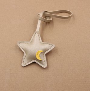 Llavero de Cuero PU de Cinco Puntas con Borlas, Estilo Estrella Popular, Accesorio de Cuero para Bolso o Coche - Product Image 6