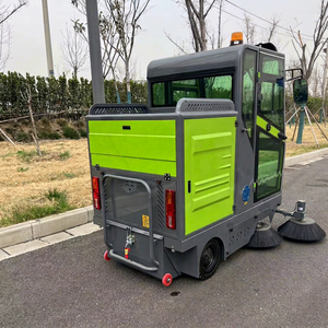 Véhicule balayeuse urbaine pour projets de nettoyage municipal, camion balayeuse personnalisable à 4 roues, transport spécial - Product Image 1