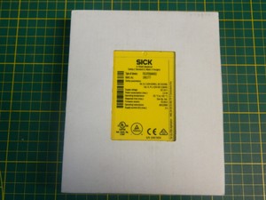 Contrôleurs de sécurité <span class=keywords><strong>Flei</strong></span> Soft F3-tds84002 1061777, contrôleur neuf, produit industriel d'origine - Product Image 1