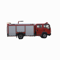 Camion de pompiers Howo personnalisable avec réservoir d'eau de 4 m³, réservoir à mousse en option, fonction d'arrosage, véhicule multi-usages