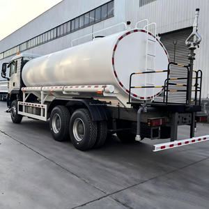 Camión <span class=keywords><strong>Cisterna</strong></span> de <span class=keywords><strong>Agua</strong></span> HOWO TX Nuevo, 6x4, 20000L, Sinotruk, Camión <span class=keywords><strong>Cisterna</strong></span> con Aspersor de <span class=keywords><strong>Agua</strong></span> para la Venta - Product Image 6