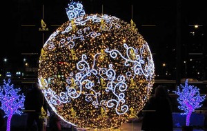 Arche lumineuse <span class=keywords><strong>de</strong></span> Noël 3D, boule décorative, sculpture extérieure étanche pour les centres commerciaux, lumières LED 3D pour les fêtes - Product Image 3
