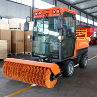 Machine à déneiger avec chenilles, 4x4 permanente et trois modes de fonctionnement pour routes en zones givrées