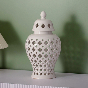 Hot khắc lưới trang trí sứ đền Jar truyền thống xuyên thủng gừng Jar với nắp cắt ra Bình gốm cho trang trí nội thất - Product Image 4