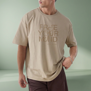 เสื้อยืดแขนยาวผู้ชาย ผ้าฝ้าย 100% 240GSM ทรงโอเวอร์ไซส์ คุณภาพเย็บพรีเมียม ดีไซน์เรียบง่าย รุ่นปี 2025 ขายส่งสไตล์ไฮสตรีท - Product Image 3
