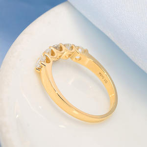 <span class=keywords><strong>1</strong></span>/4 - <span class=keywords><strong>3</strong></span>/4 CTTW認定ラボ成長ダイヤモンド5ストーンバンドリング女性用スパークリング18kソリッドゴールドアニバーサリーバンドスタッカブルB - Product Image 4