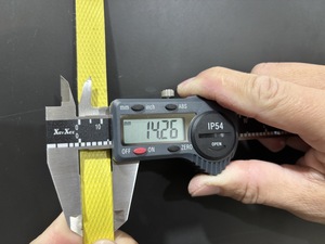 Venta al por Mayor en Línea de Fleje de PP Amarillo de 15 mm con Relieve, 0.8 mm de Grosor, Automático/Manual para Cajas de Cartón, Embalaje Industrial - Product Image 2