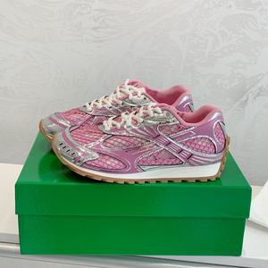 Venta al por mayor de zapatos para caminar resistentes a los golpes de alta calidad, nuevo estilo, diseño personalizado, zapatos gruesos. - Product Image 1