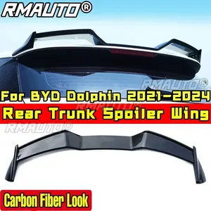 Pour BYD Dolphin 2021-2024 Kit Carrosserie Aileron de Toit Arrière Aspect Fibre de Carbone Style DC Aileron de Toit Arrière Accessoires Auto - Product Image 1