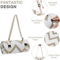 Tapis de pique-nique et de plage doux, imperméables et lavables, avec bandoulière, pour extérieur, camping, randonnée et détente en parc