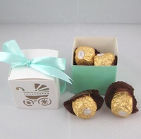 Vente en gros d'empreintes de bébé Boîte de bonbons sucrés avec ruban bleu pour donner paquet de chocolat Baptême fête Bautizo