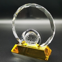 Un grand nombre d'échantillons gratuits de marchandises en stock Crystal Football Trophy