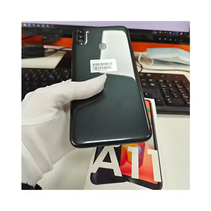 Teléfono Celular Android Original Desbloqueado Samsung A11, Pantalla de 6.4 Pulgadas, Octa-core, 2GB RAM, 32GB ROM, LTE, Cámara Trasera Triple de 13MP - Product Image 4